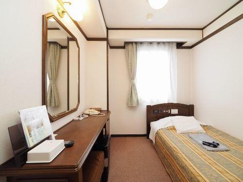 Hotel Terminal Inn Niigata Quarto foto